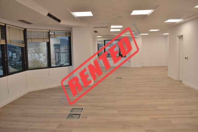 Office space for rent in Deshmoret e Kombit Boulevard at the Twin Towers in Tirana.
It is located o